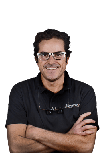 Experto en odontología Dr. Alejandro Otero &Aacute;vila