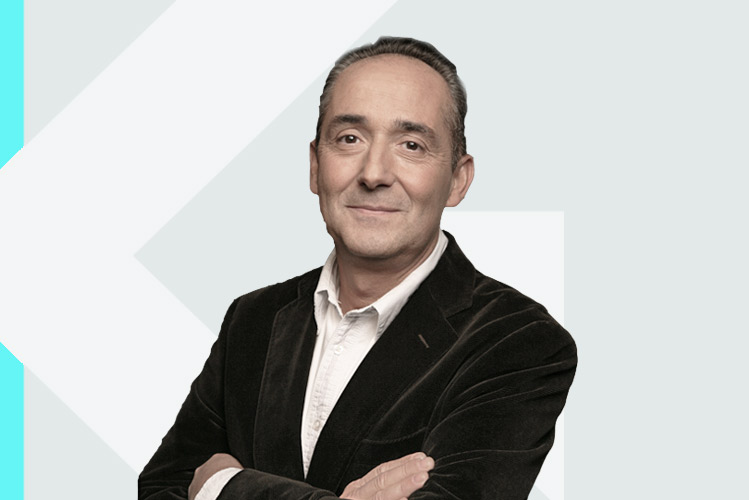 Experto en odontología Dr. Carlos&nbsp;Barrado Guti&eacute;rrez