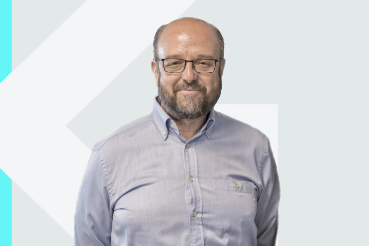 Experto en odontología Dr. Jos&eacute; Manuel&nbsp;C&aacute;mara Ramos