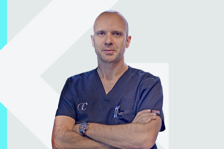 Experto en odontología Dr. Oriol&nbsp;Cant&oacute; Nav&eacute;s