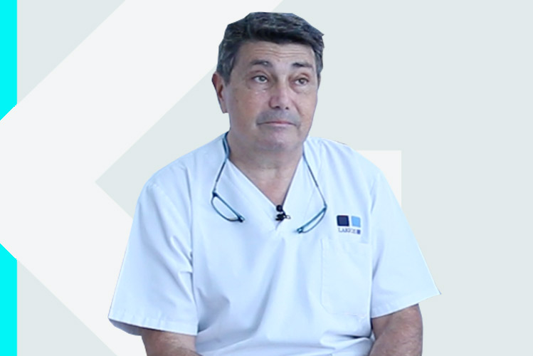 Experto en odontología Dr. &Oacute;scar&nbsp;Fern&aacute;ndez-Baca Ramos