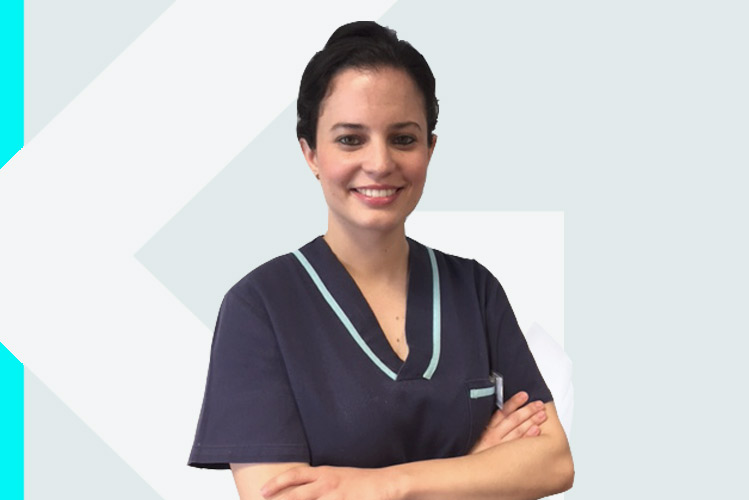Experto en odontología Sara&nbsp;Galv&aacute;n