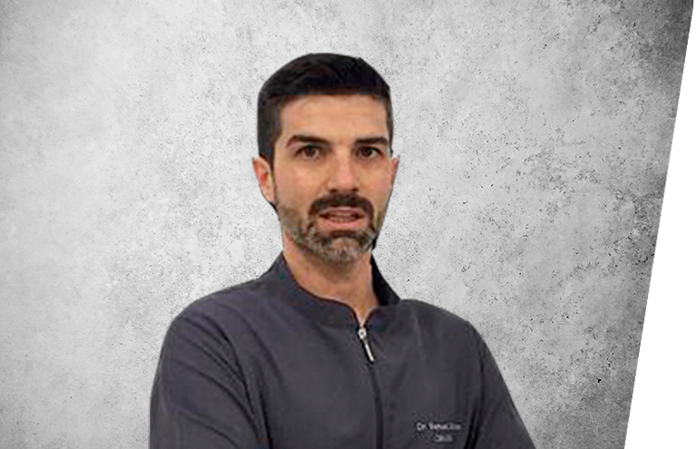Fotografía que representa al experto Dr. Samuel Oliván Molina de la plataforma de odontología de Inspiria